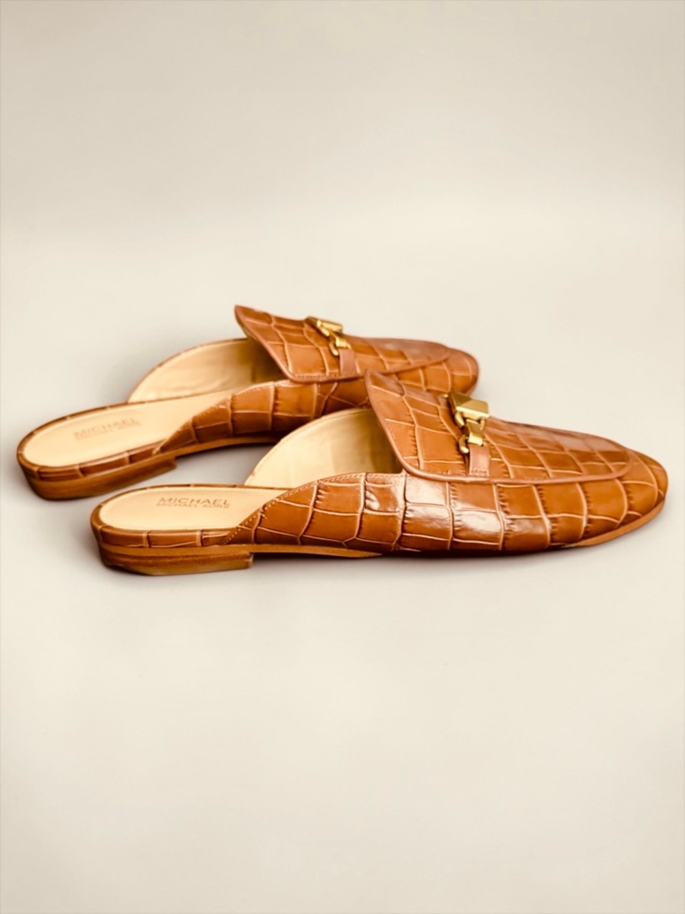 Michael Kors Charlton Croc-Embossed Leather Mules with Gold Hardware🤎💛 - Picture 4 of 6